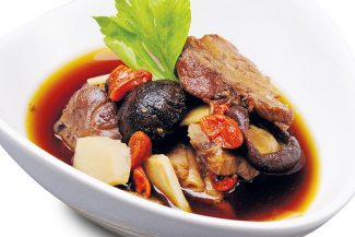 <b>Beef Stew in Shiitake Mushroom</b>
