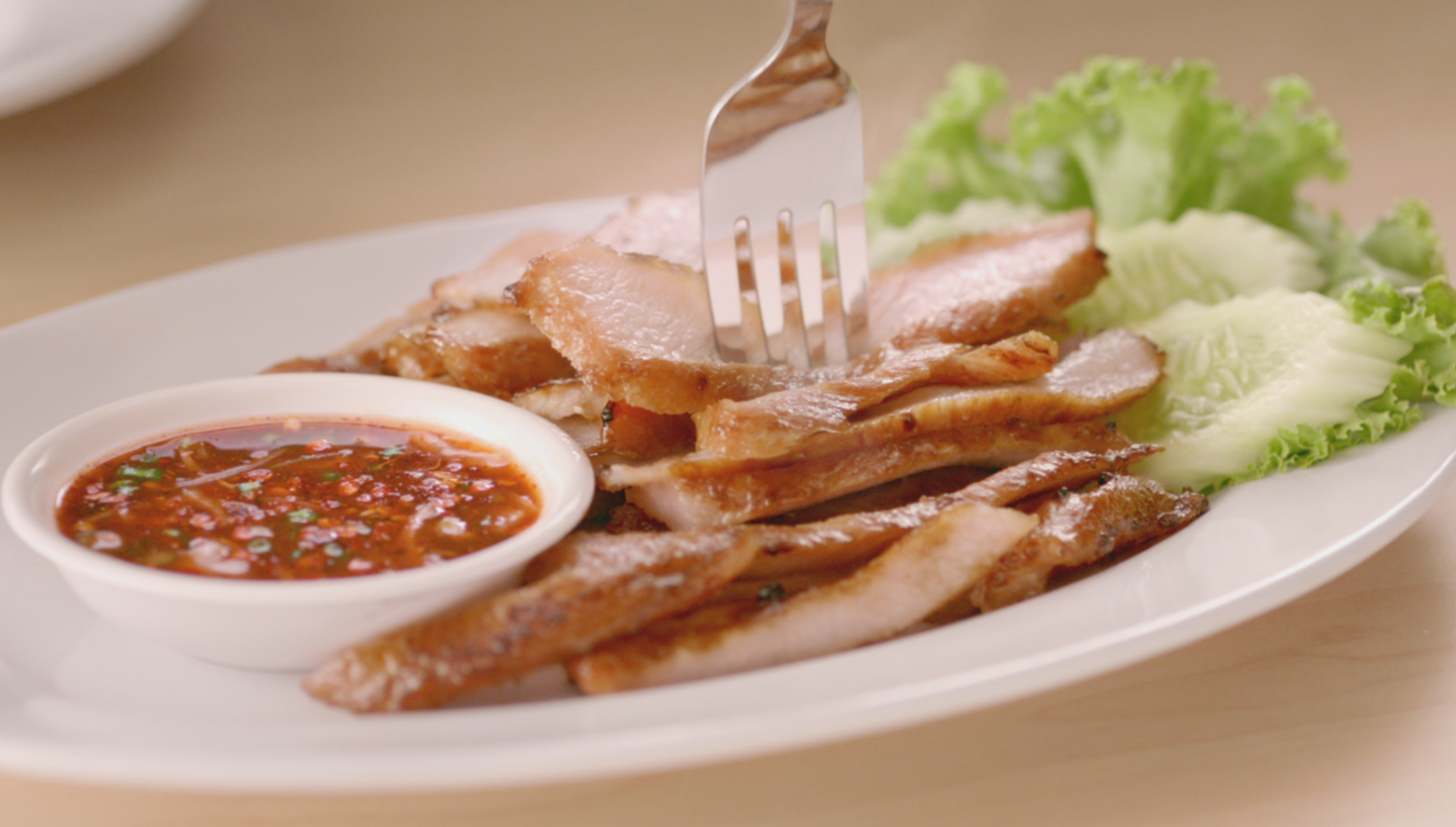 <b>Grilled Pork Neck Recipe: Tasty, Soft and Juicy</b>