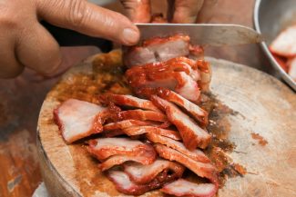 <b>RosDee menu Roasted Red Pork</b>