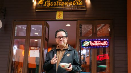 The great restaurant “Tor-Charm Boat Noodles”; reaching franchise level one bowl at a  time